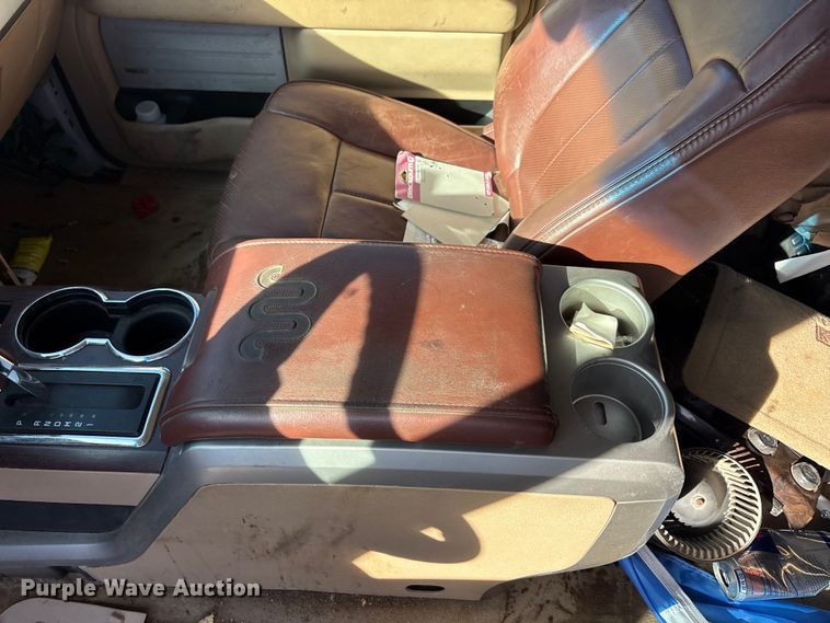 image for item EA7930 2013 Ford F150 Crew Cab pickup truck