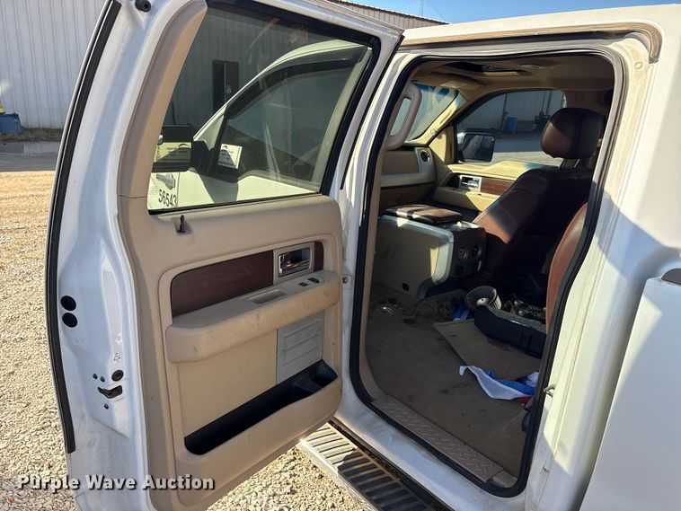 image for item EA7930 2013 Ford F150 Crew Cab pickup truck