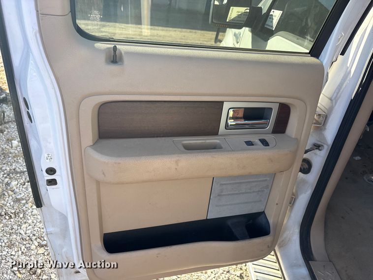 image for item EA7930 2013 Ford F150 Crew Cab pickup truck