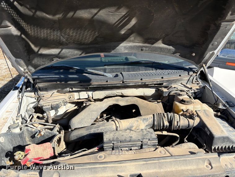 image for item EA7930 2013 Ford F150 Crew Cab pickup truck