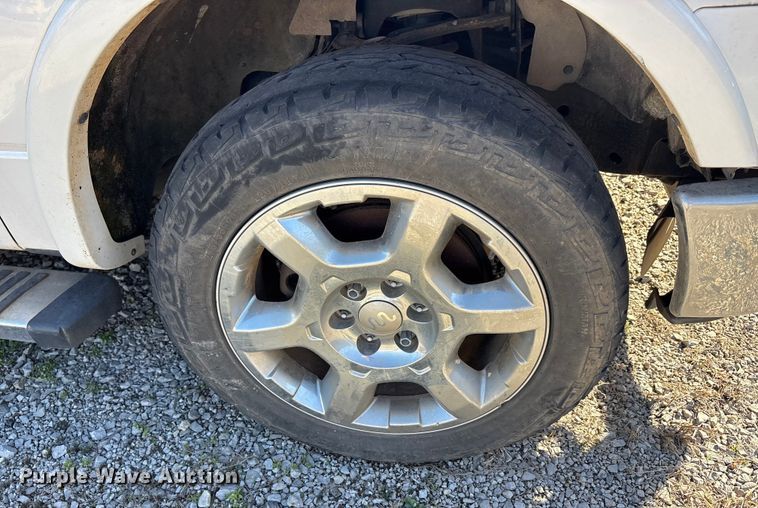 image for item EA7930 2013 Ford F150 Crew Cab pickup truck