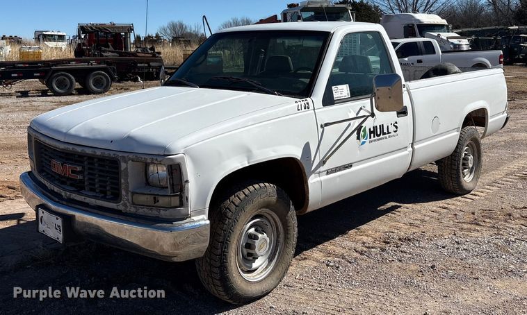 image for item EA7943 1998 GMC Sierra C2500 pickup truck