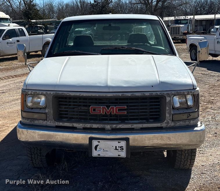 image for item EA7943 1998 GMC Sierra C2500 pickup truck