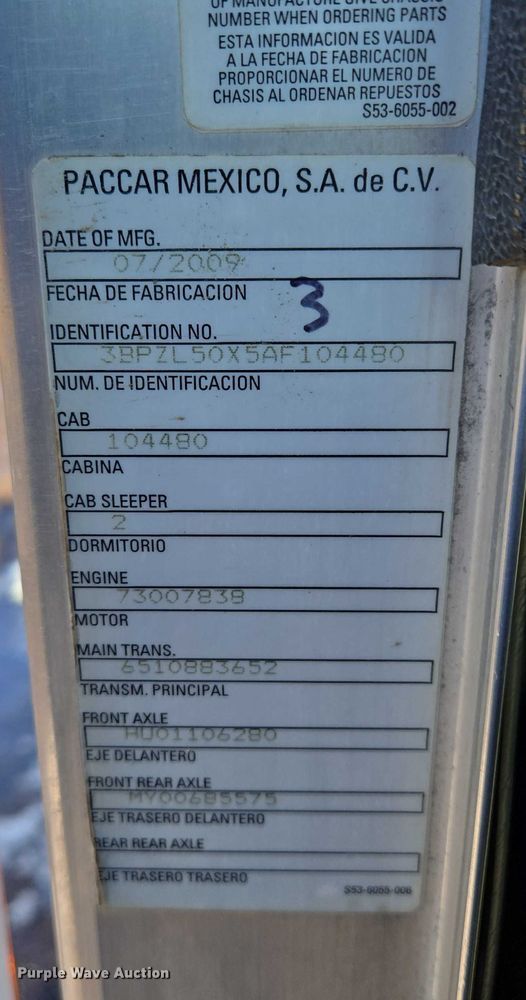 image for item EB1328 2010 Peterbilt 320 refuse truck