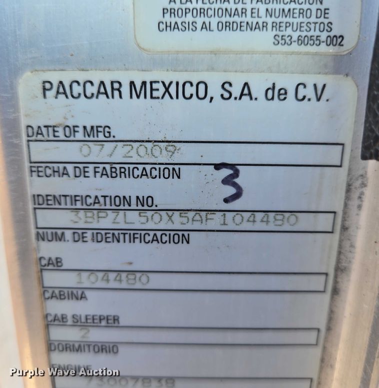 image for item EB1328 2010 Peterbilt 320 refuse truck