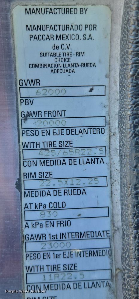 image for item EB1328 2010 Peterbilt 320 refuse truck