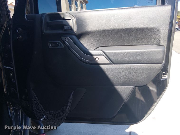 image for item EC1262 2013 Jeep Wrangler SUV