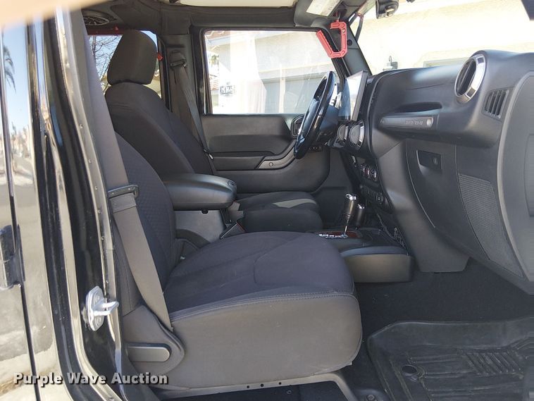 image for item EC1262 2013 Jeep Wrangler SUV