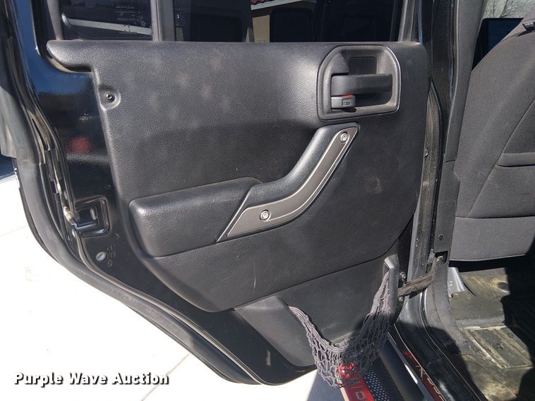 image for item EC1262 2013 Jeep Wrangler SUV