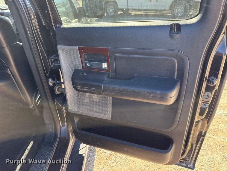 image for item EC4556 2007 Ford F150 Ext. Cab pickup truck