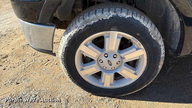 image for item EC4556 2007 Ford F150 Ext. Cab pickup truck