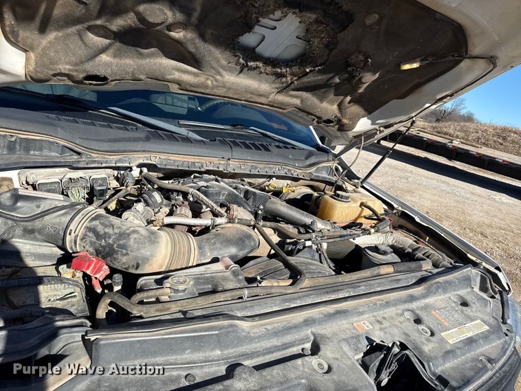 image for item EC4557 2017 Ford F250 Crew Cab pickup truck