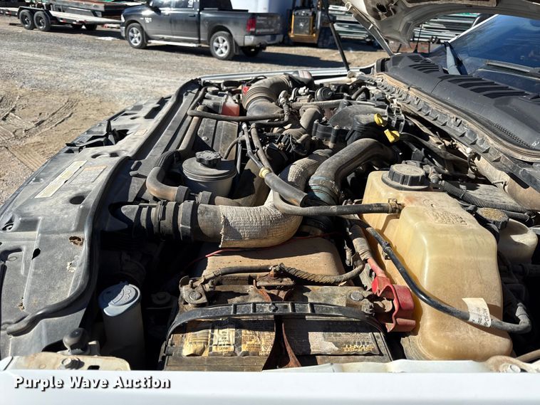 image for item EC4557 2017 Ford F250 Crew Cab pickup truck