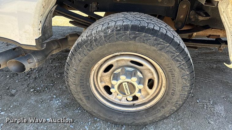 image for item EC4557 2017 Ford F250 Crew Cab pickup truck