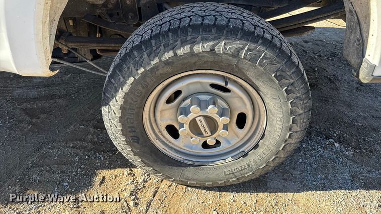 image for item EC4557 2017 Ford F250 Crew Cab pickup truck