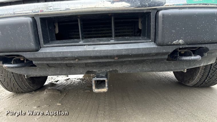 image for item EC8237 2012 Ford F150 Crew Cab pickup truck