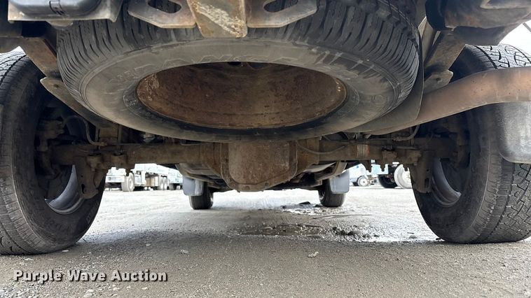 image for item EC8237 2012 Ford F150 Crew Cab pickup truck