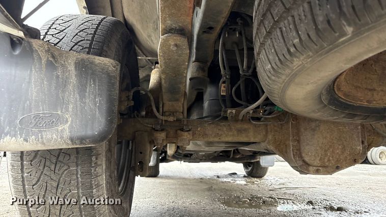 image for item EC8237 2012 Ford F150 Crew Cab pickup truck