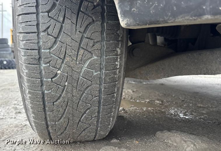 image for item EC8237 2012 Ford F150 Crew Cab pickup truck