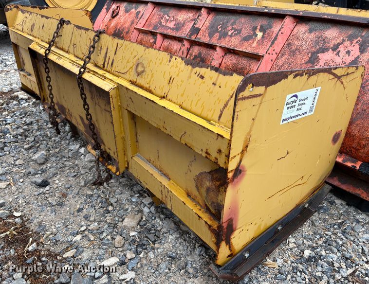 image for item EC8242 Skid steer snow pusher