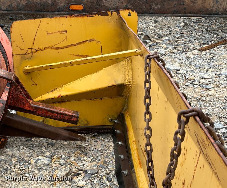 image for item EC8242 Skid steer snow pusher