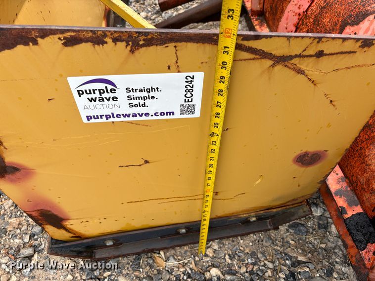 image for item EC8242 Skid steer snow pusher