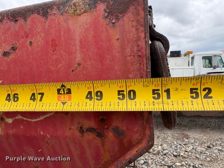 image for item EC8243 Western spreader