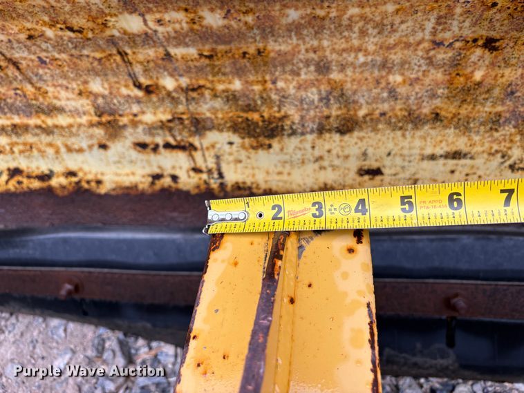 image for item EC8246 Snow pusher