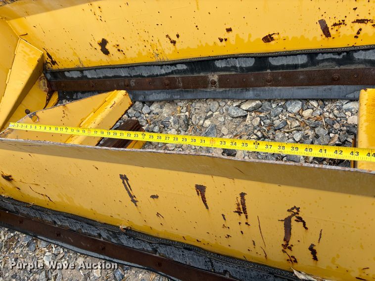 image for item EC8247 Snow pusher