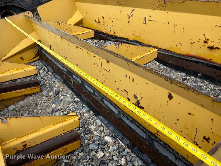 image for item EC8247 Snow pusher