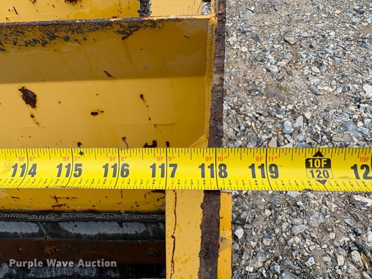 image for item EC8247 Snow pusher