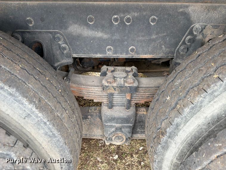 image for item ED5129 2000 Sterling L-Line flatbed truck