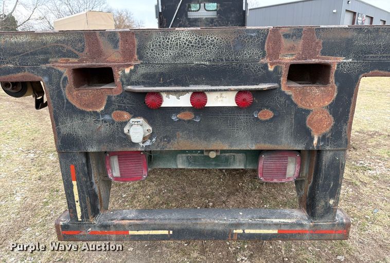 image for item ED5129 2000 Sterling L-Line flatbed truck