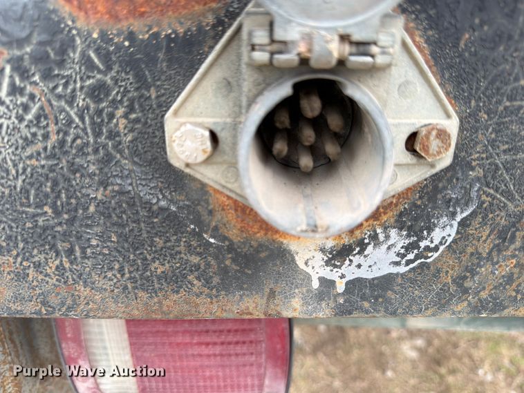 image for item ED5129 2000 Sterling L-Line flatbed truck