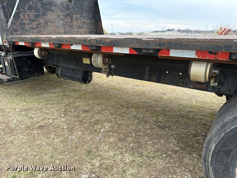 image for item ED5129 2000 Sterling L-Line flatbed truck