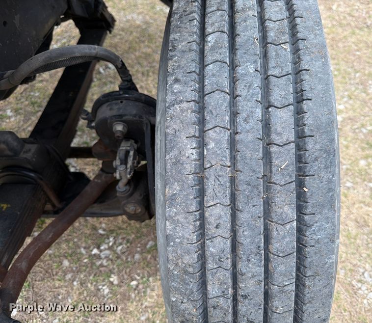 image for item ED5129 2000 Sterling L-Line flatbed truck