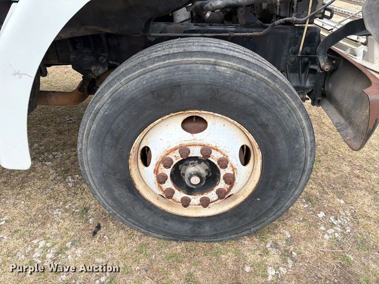 image for item ED5129 2000 Sterling L-Line flatbed truck