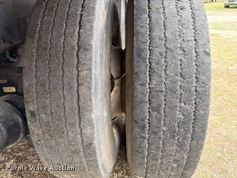 image for item ED5129 2000 Sterling L-Line flatbed truck