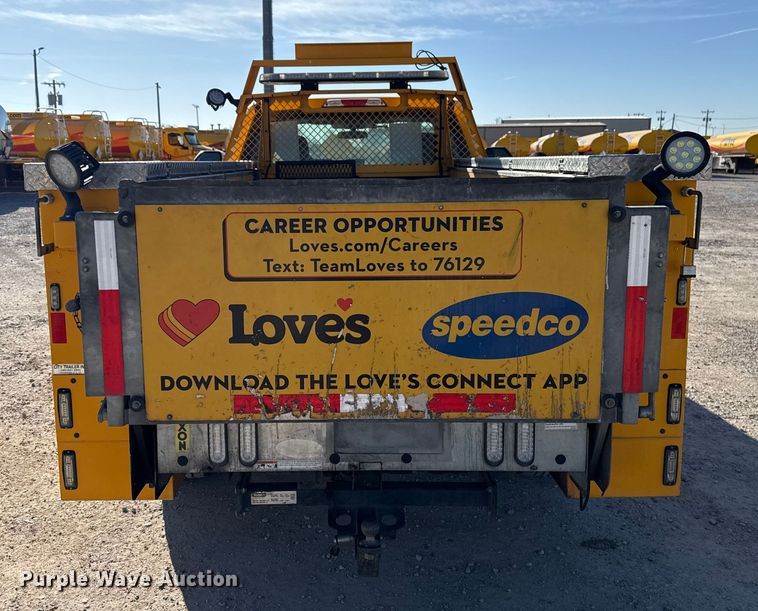 image for item EE3435 2022 Ford F350 Super Duty utility bed pickup truck