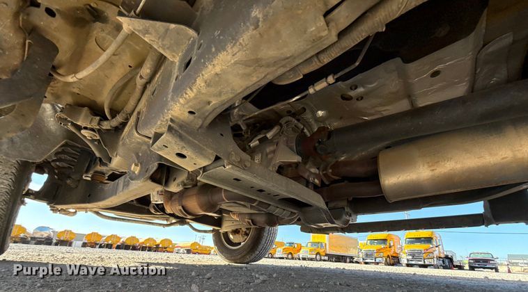 image for item EE3435 2022 Ford F350 Super Duty utility bed pickup truck