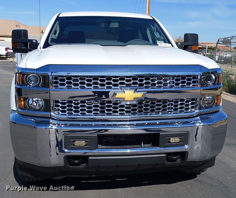 image for item EE5160 2019 Chevrolet Silverado 2500HD Ext. Cab pickup truck