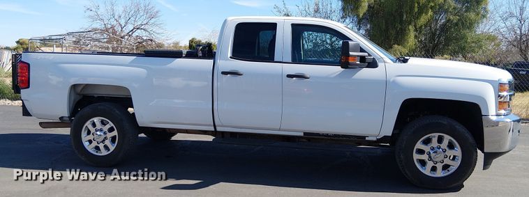 image for item EE5160 2019 Chevrolet Silverado 2500HD Ext. Cab pickup truck