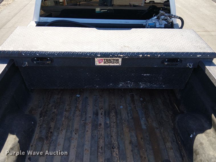 image for item EE5160 2019 Chevrolet Silverado 2500HD Ext. Cab pickup truck