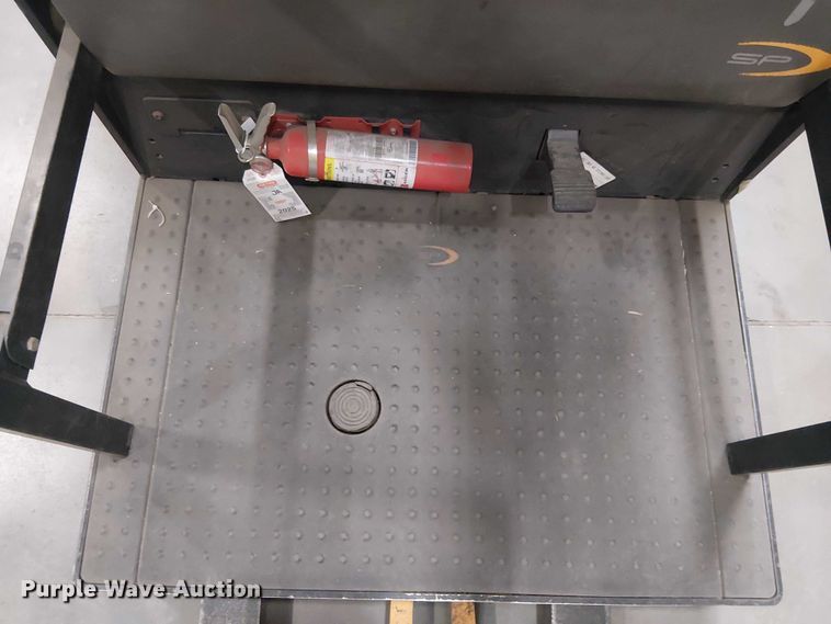 image for item EE5165 2017 Crown SP3520-30 order picker