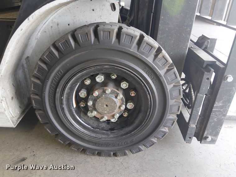 image for item EE5166 2017 UniCarriers PF50 forklift