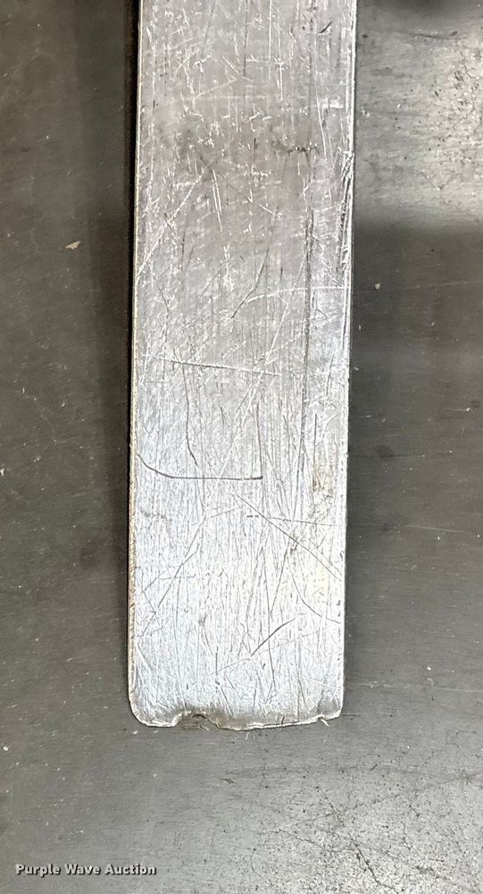 image for item EF0987 2017 UniCarriers CFS40 forklift