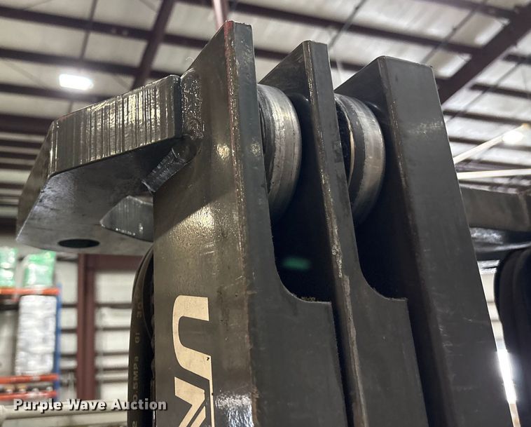 image for item EF0987 2017 UniCarriers CFS40 forklift