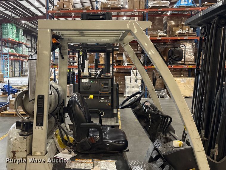 image for item EF0987 2017 UniCarriers CFS40 forklift