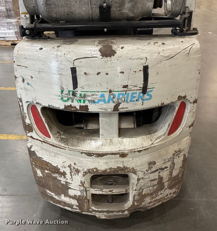 image for item EF0987 2017 UniCarriers CFS40 forklift