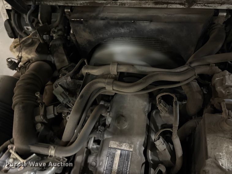 image for item EF0987 2017 UniCarriers CFS40 forklift